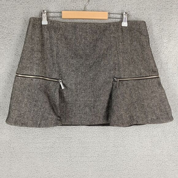 Michael Kors Dresses & Skirts - Michael Kors Women's Size 16 Herringbone Mini‎ Skirt Wool Blend Zipper Detail